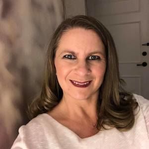 Meet your Posher, Stacy